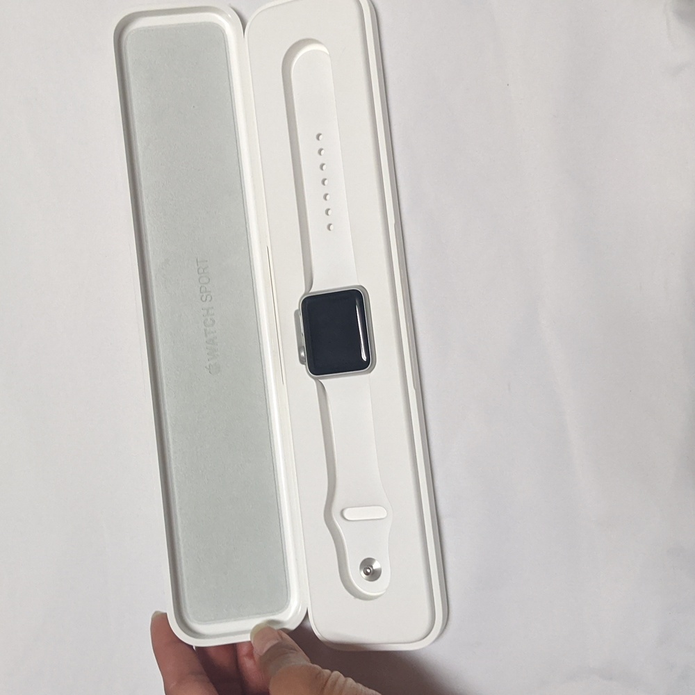 Apple Smart watch Sport 7000 series Gen 1